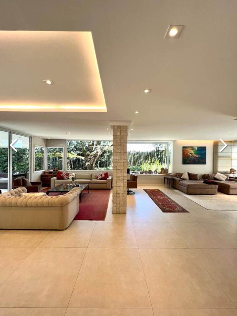 Casa em Condomínio Alphaville Santana de Parnaíba 