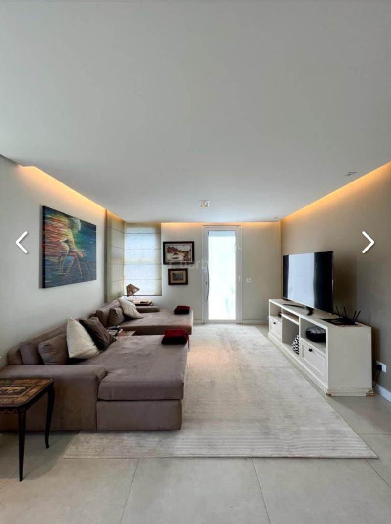 Casa em Condomínio Alphaville Santana de Parnaíba 