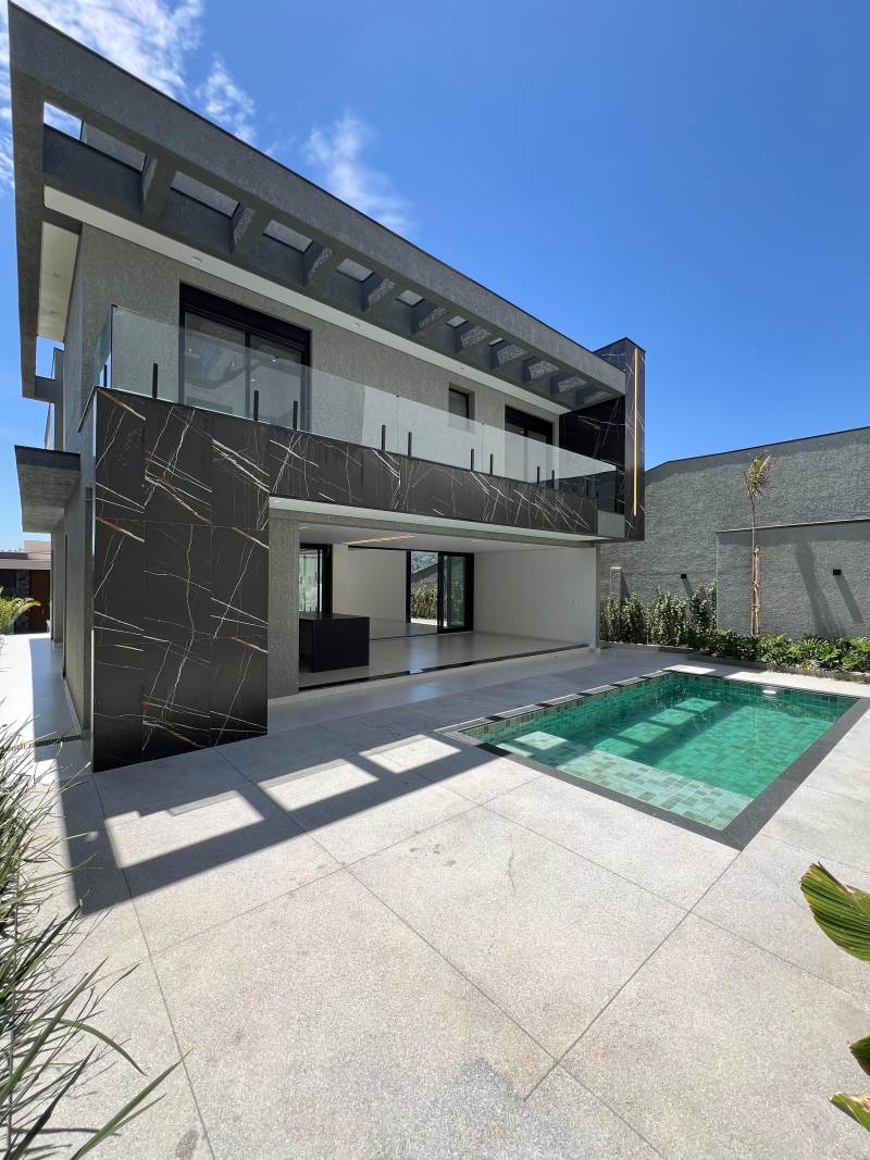 Casa em Condomínio Alphaville Santana de Parnaíba