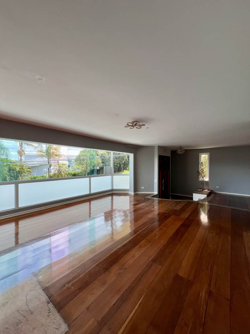 Casa em Condomínio Alphaville Santana de Parnaíba 