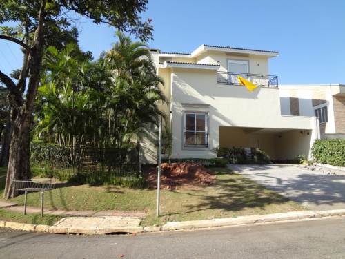 Casa em Condomínio