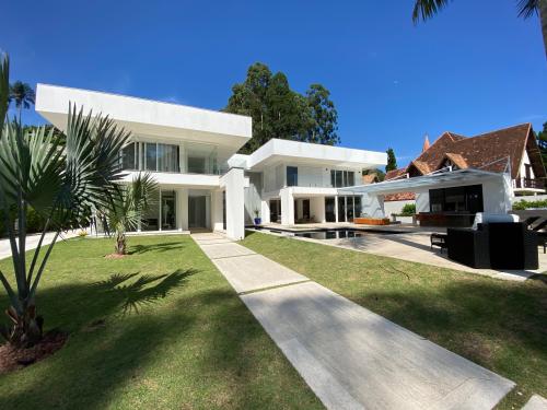 Casa em Condomínio