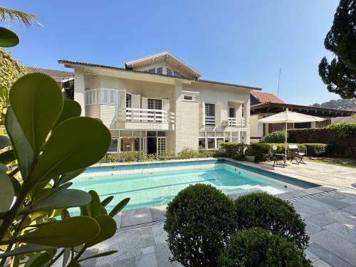 Casa em Condomínio