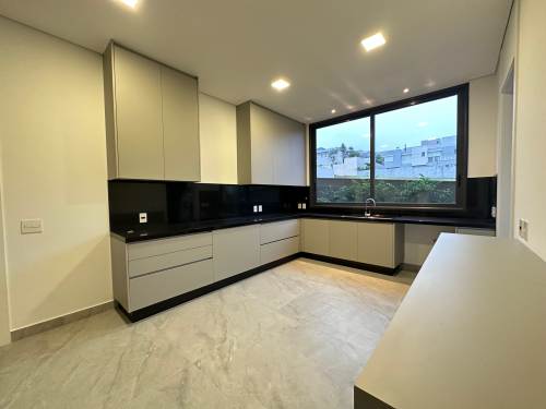Casa em Condomínio Tamboré 10 Santana de Parnaíba