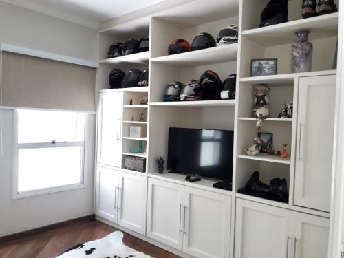 Casa em Condomínio 18 do Forte Santana de Parnaíba