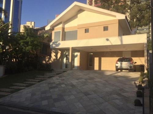 Casa em Condomínio