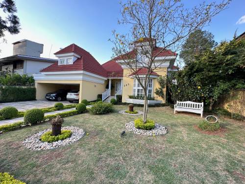 Casa em Condomínio