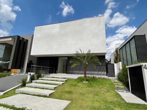 Casa em Condomínio
