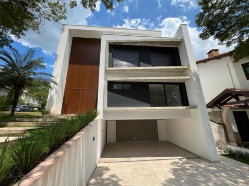 Casa em Condomínio