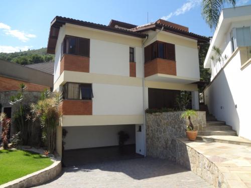 Casa em Condomínio
