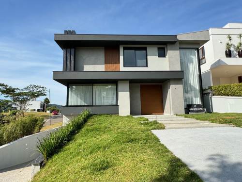 Casa em Condomínio