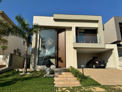 Casa em Condomínio
