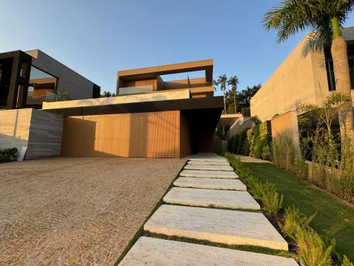 Casa em Condomínio