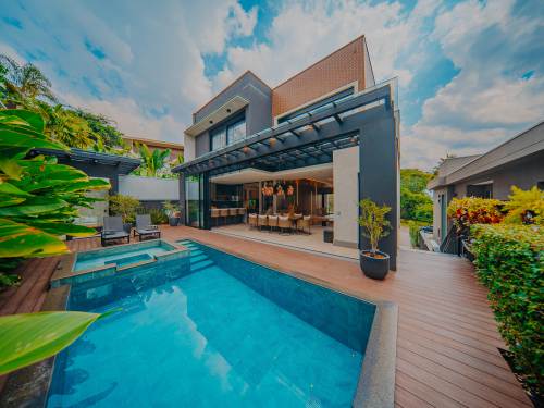 Casa em Condomínio