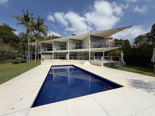 Casa em Condomínio