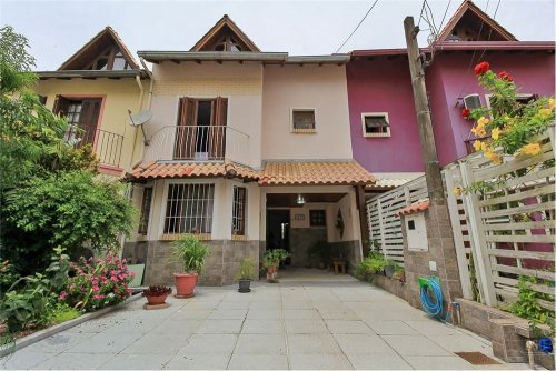 Sobrado em Condomínio Guarujá Porto Alegre 