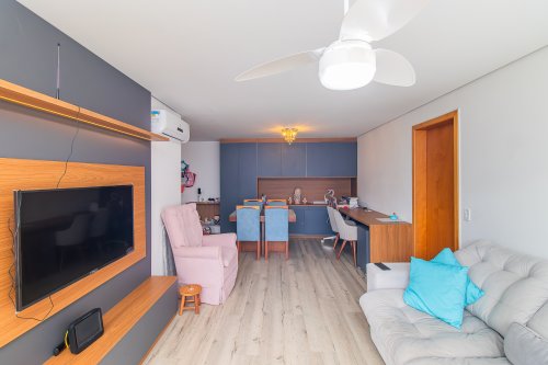 Apartamento Com 86M² Mobiliado, 2 Vagas Cobertas e Infraestrutura Completa no Menino Deus