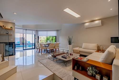 Casa em Condomínio Alphaville Santana de Parnaiba 