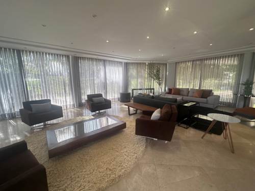 Casa em Condomínio 18 do Forte Santana de Parnaiba 