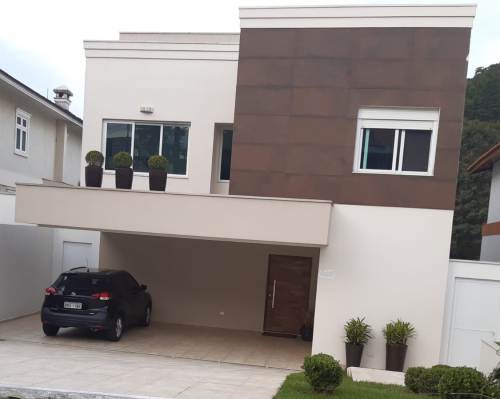 Casa a Venda