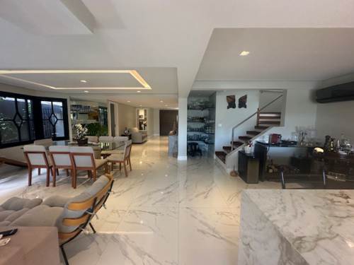 Casa em Condomínio Alphaville 6 Santana de Parnaiba 
