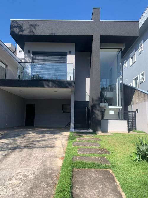 Casa 3 Dormitórios - Condomínio New Ville