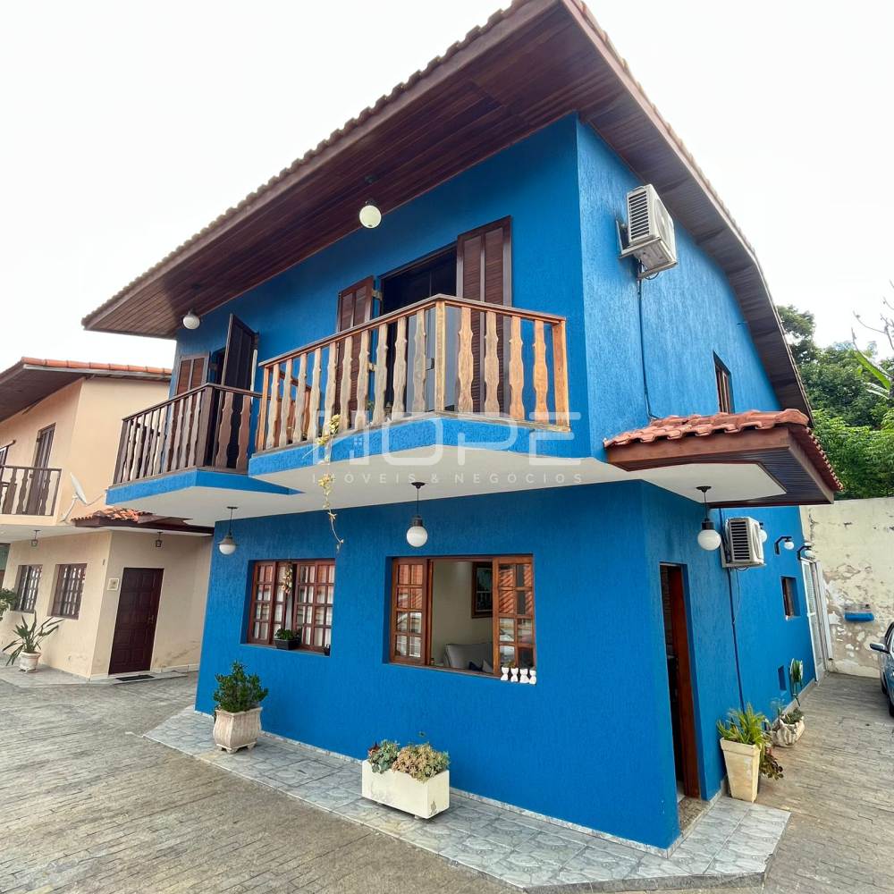 Casa Jardim Isaura