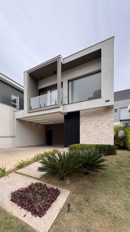 Casa 3 Suítes - Condomínio New Ville