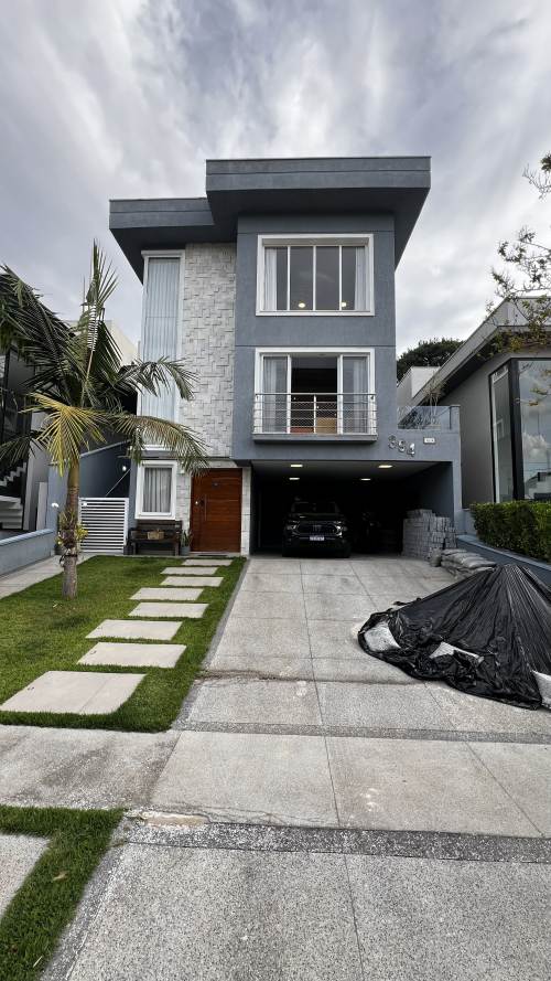 Casa em Condomínio Suru Santana de Parnaíba 