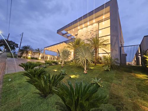 Casa 4 Suítes - Villas do Jaguari