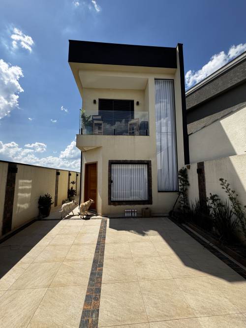 Casa 3 Dormitórios - Villas do Jaguari