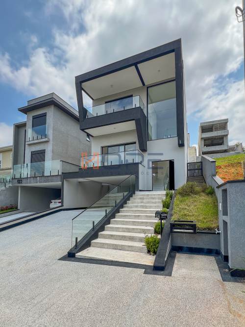 Casa em Condomínio Suru Santana de Parnaíba 