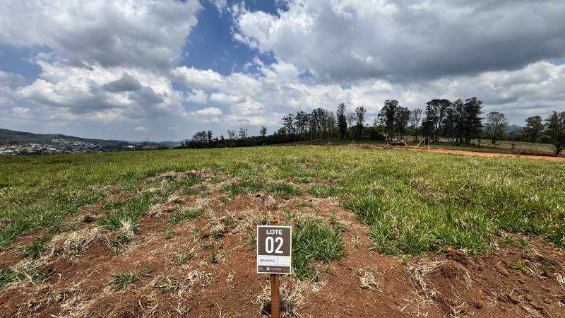 Terreno 365M² - Condomínio Montaresa