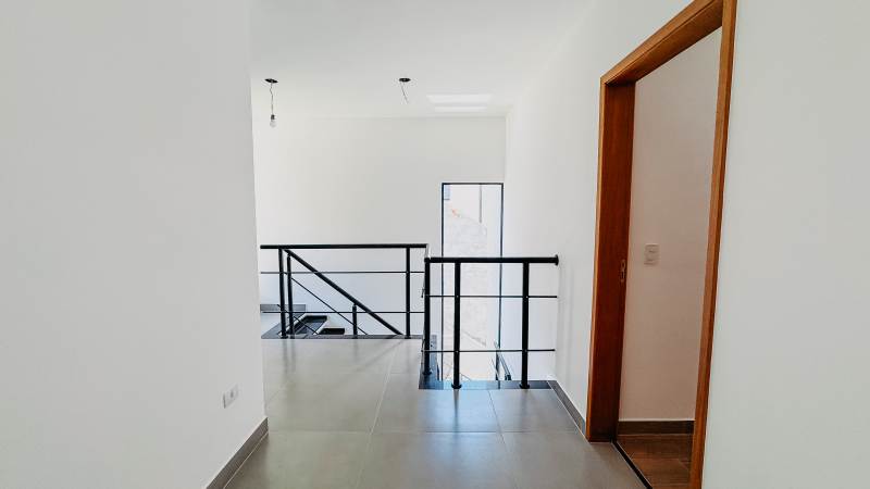Casa em Condomínio Rio Abaixo Atibaia 