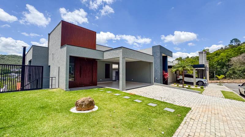 Casa em Condomínio Rio Abaixo Atibaia 