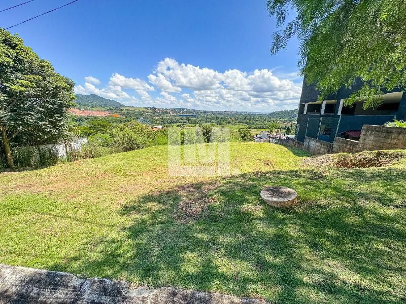 Terreno 800 m2 Declive - Condomínio Porto Atibaia - Atibaia SP
