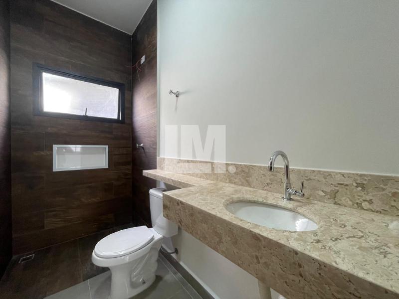 Casa em Condomínio Rio Abaixo Atibaia 
