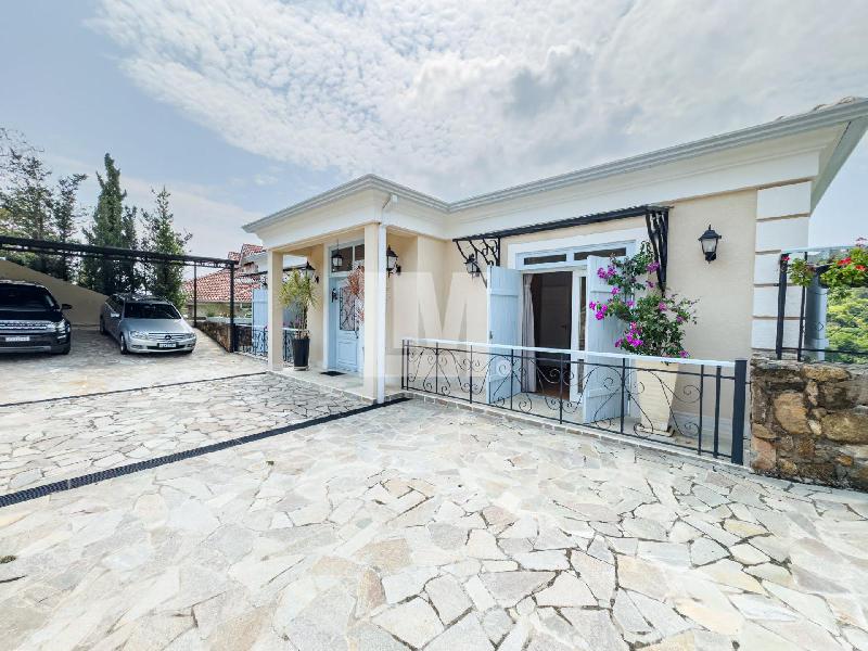 Casa em Condomínio Condomínio Flamboyant Atibaia 