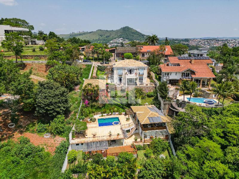 Casa em Condomínio Condomínio Flamboyant Atibaia 