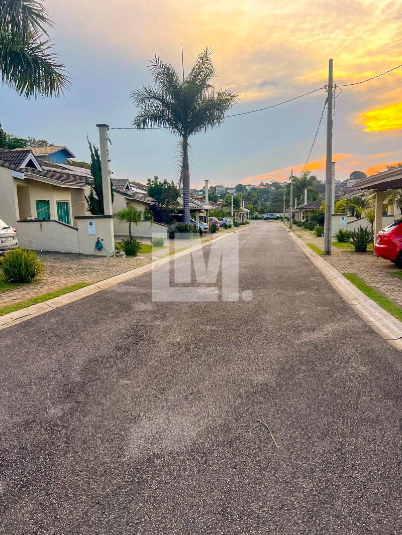 Casa em Condomínio Jardim Jaragua Atibaia 