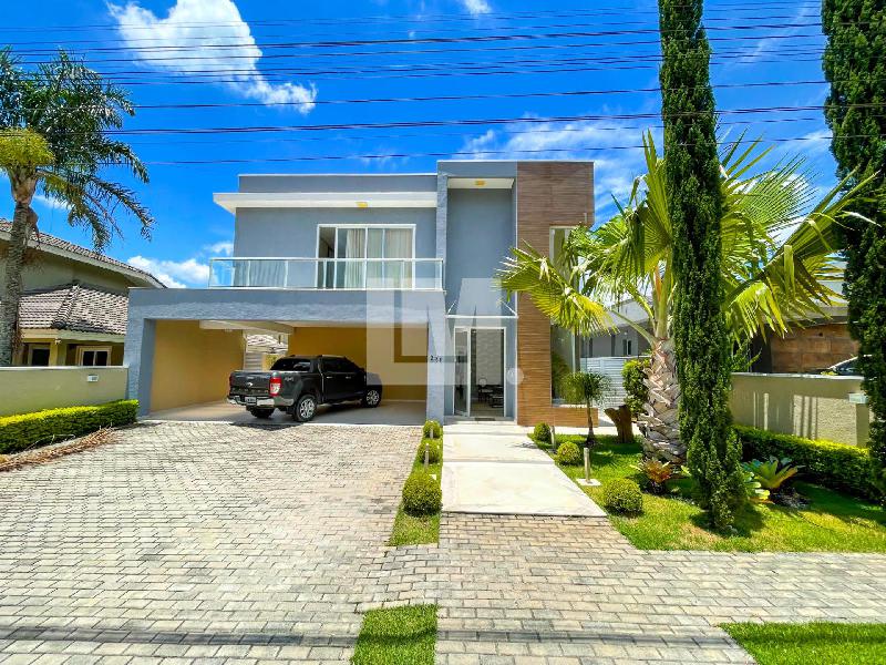Casa Com Uma Piscina Interna Cond. Shambala II  -  Atibaia