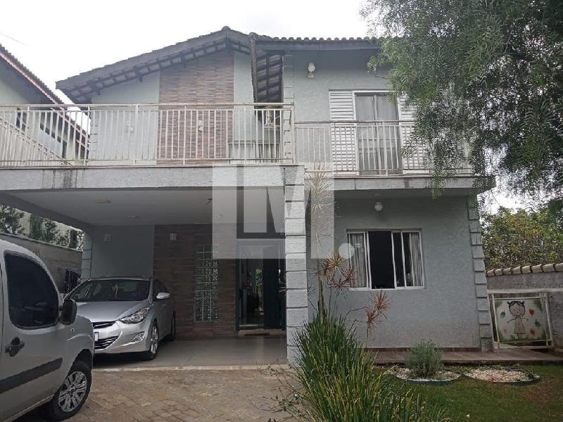 Sobrado Moderno em Condominio Fechado