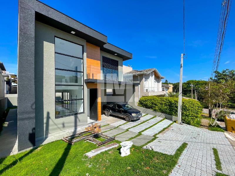 Casa em Condomínio Rio Abaixo Atibaia 
