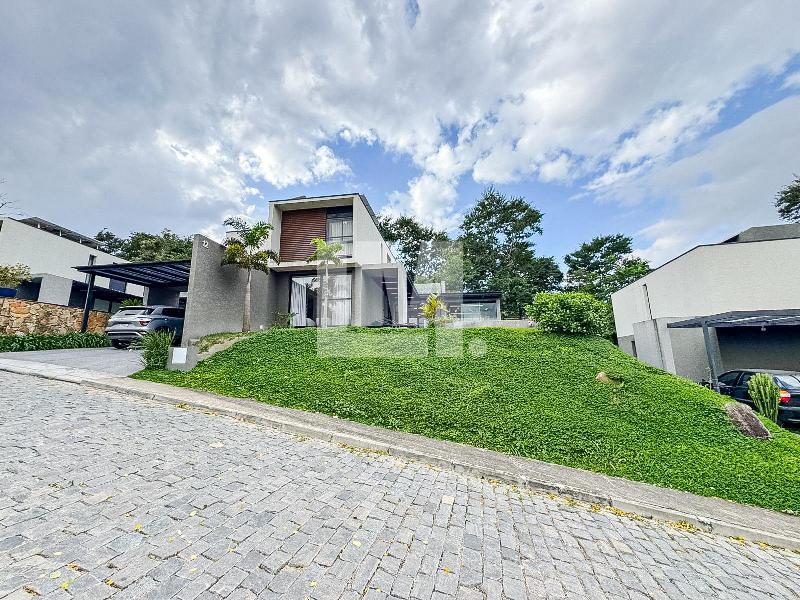 Casa em Condomínio Cidade Satélite Atibaia 