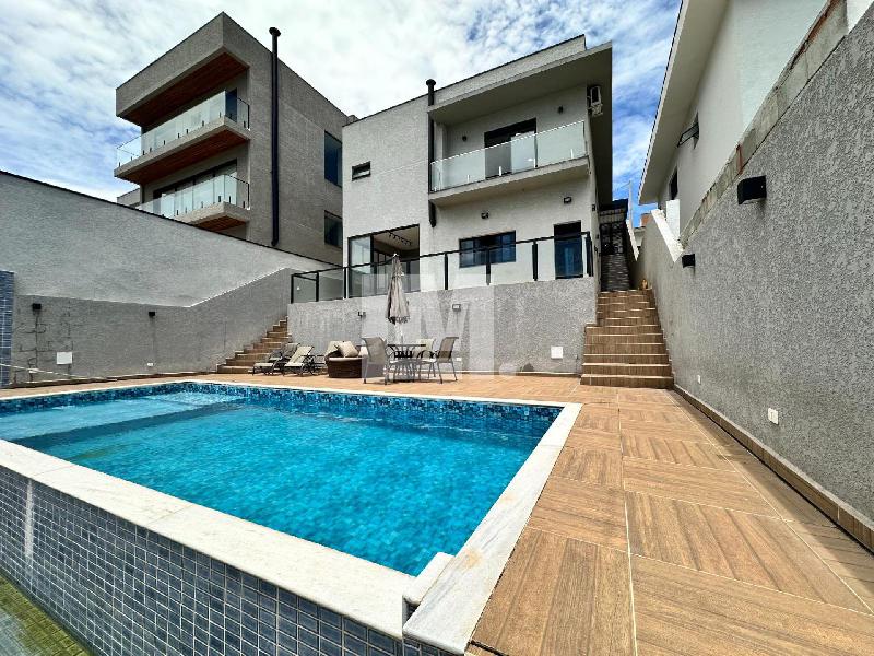 Casa em Condomínio Rio Abaixo Atibaia 