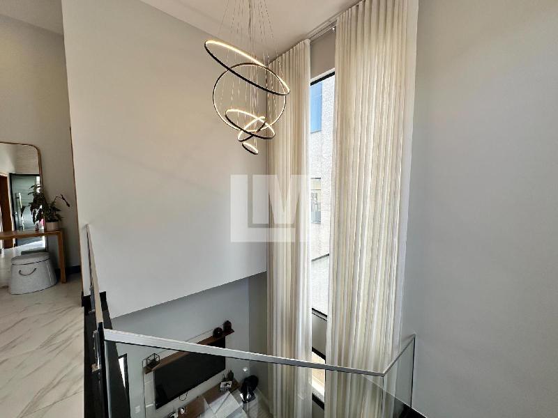 Casa em Condomínio Rio Abaixo Atibaia 