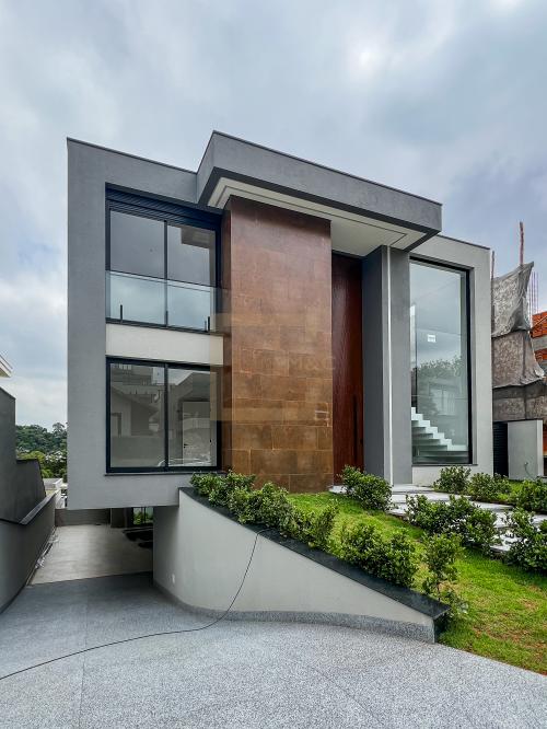 Casa em Condomínio