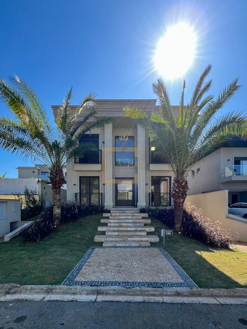 Casa em Condomínio