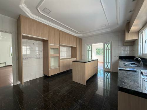 Casa em Condomínio 18 do Forte Residencial Alphaville