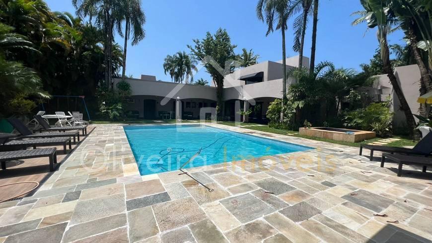 Casa em Condomínio Jardim Acapulco  